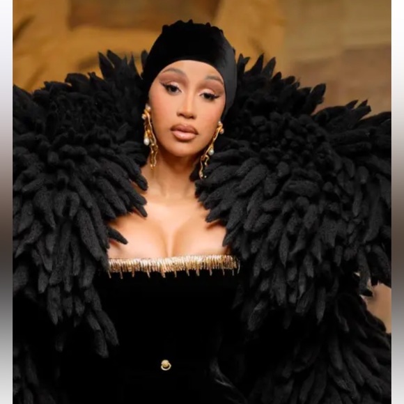 HANDKNIT BLACK LOOPS SWEATER CARDIGAN V NECK SCHIAPARELLI - Picture 3 of 16